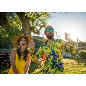 Meet your Posher, Caitlin